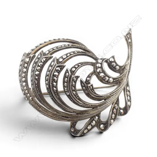 VINTAGE WEST GERMAN 935 SILVER & MARCASITE SCROLLING BROOCH 15.6gms