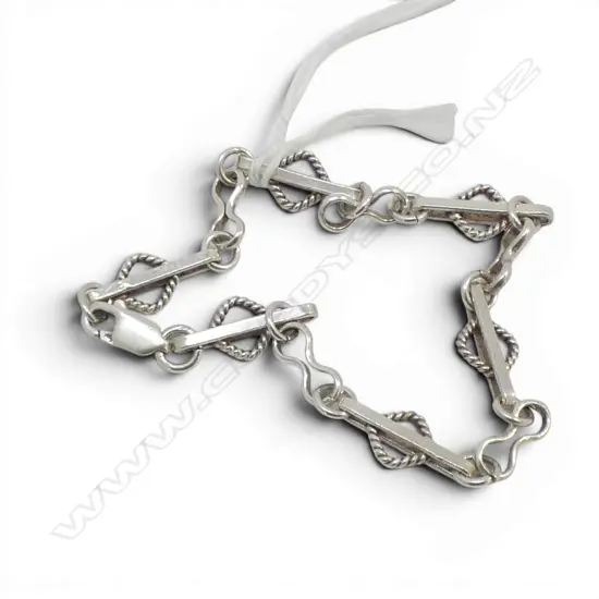 STG SILVER BRACELET 7.6gms