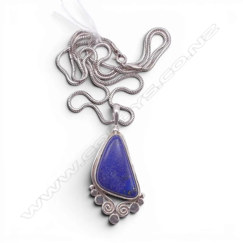 STERLING SILVER SNAKE CHAIN AND LAPIZ PENDANT Image 1++