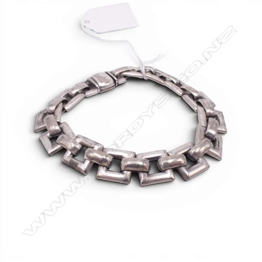 STAMPED 925 BUT NOT TESTING AS SILVER  BRACELET 55gms 20.5CM LONG Image 1++