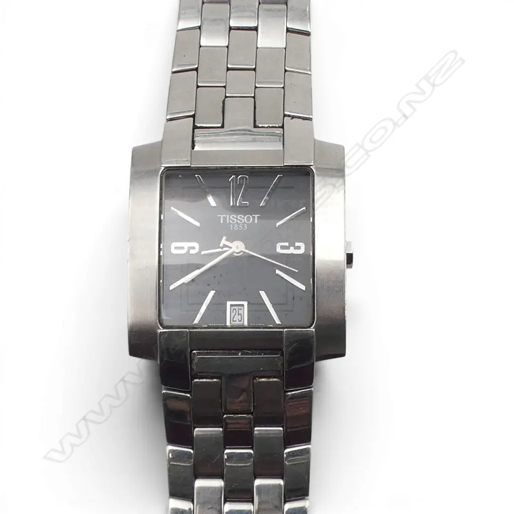 TISSOT STAINLESS TANK STYLE WRISTWATCH Image 1++