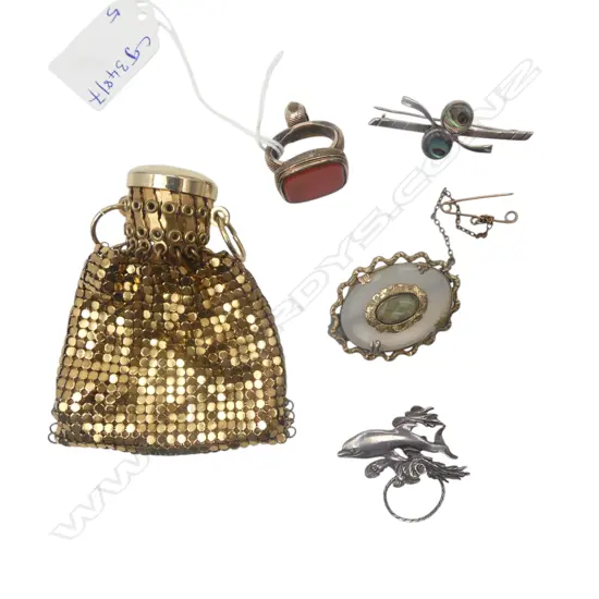 3 BROOCHES, SEAL, PURSE