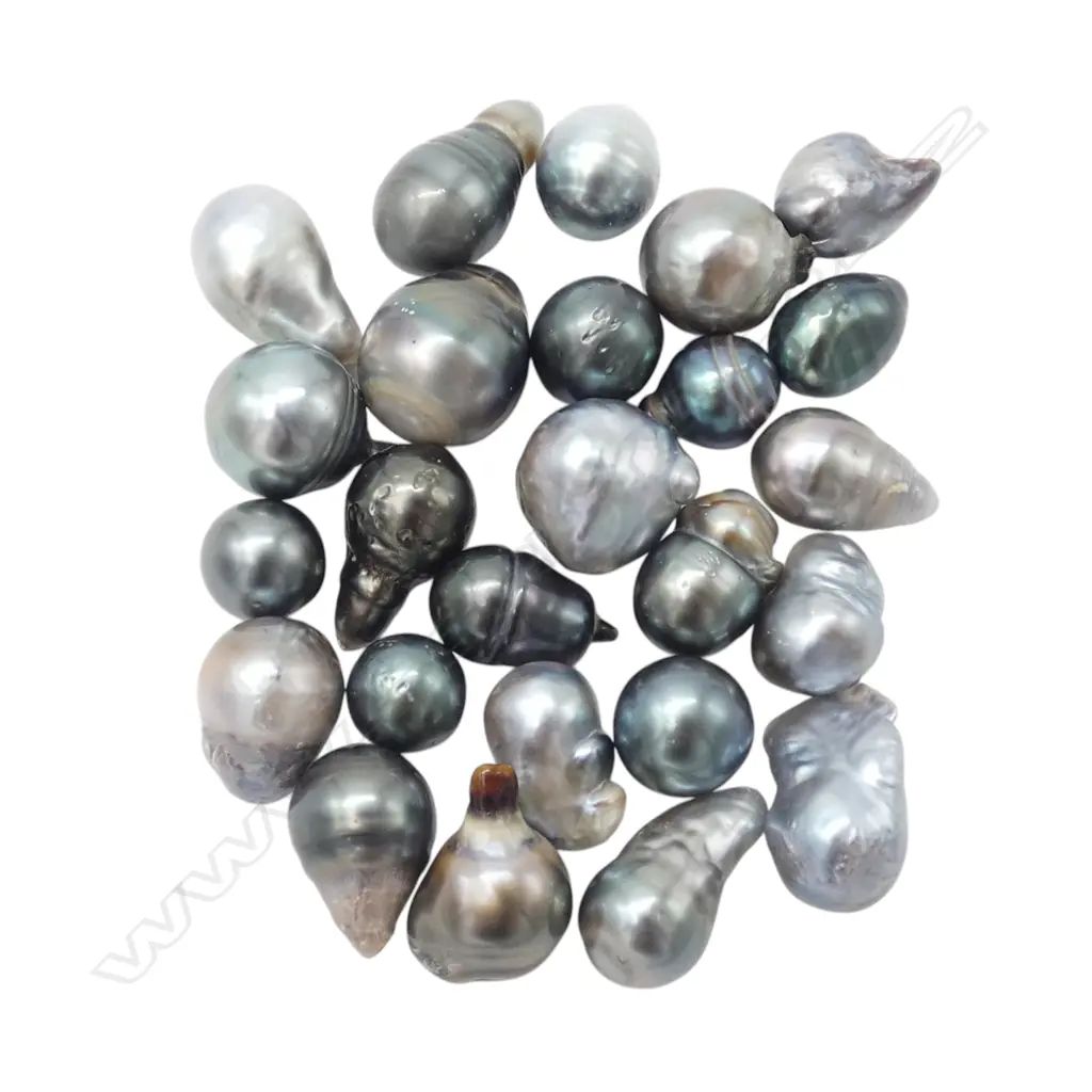 BAG OF LOOSE BLACK PEARLS (25)  From the estate of jeweller Simon Misdale Image 1++