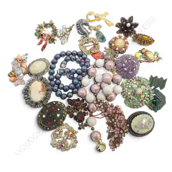 ASST. COSTUME BROOCHES  + 2 BEAD NECKLACES
