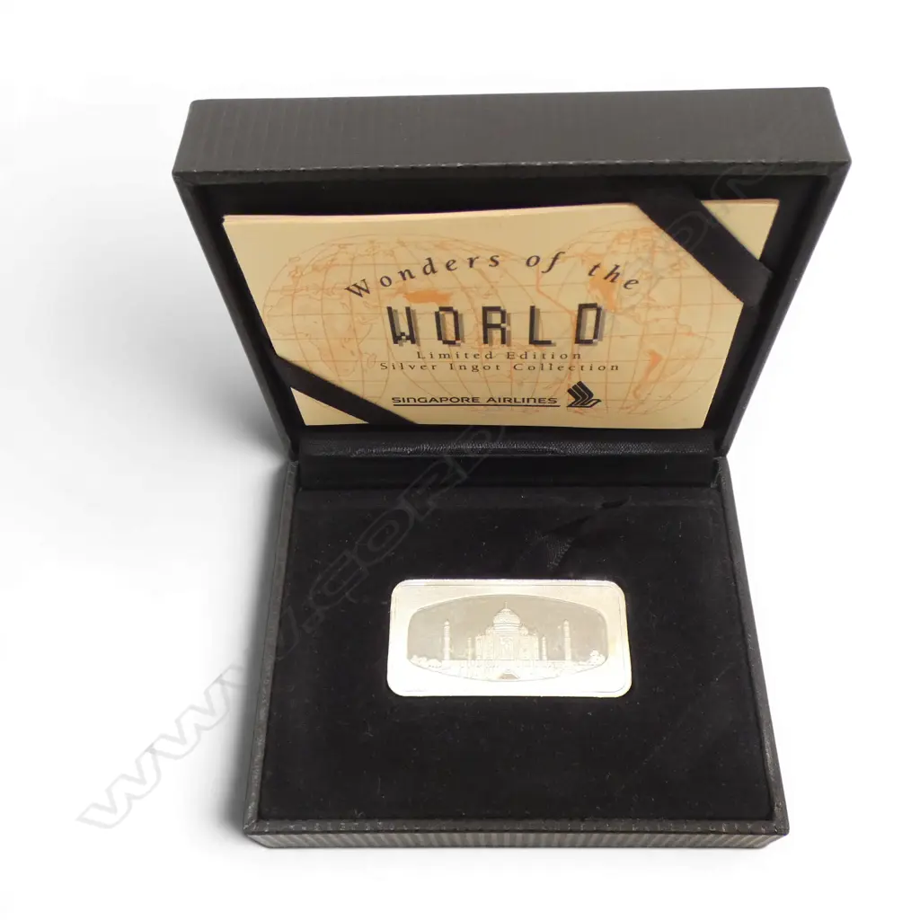 BOXED SINGAPORE AIRLINES WONDERS OF THE WORLD Ltd. Ed. .800 SILVER INGOT 400grains (25.9196gms) Image 1++