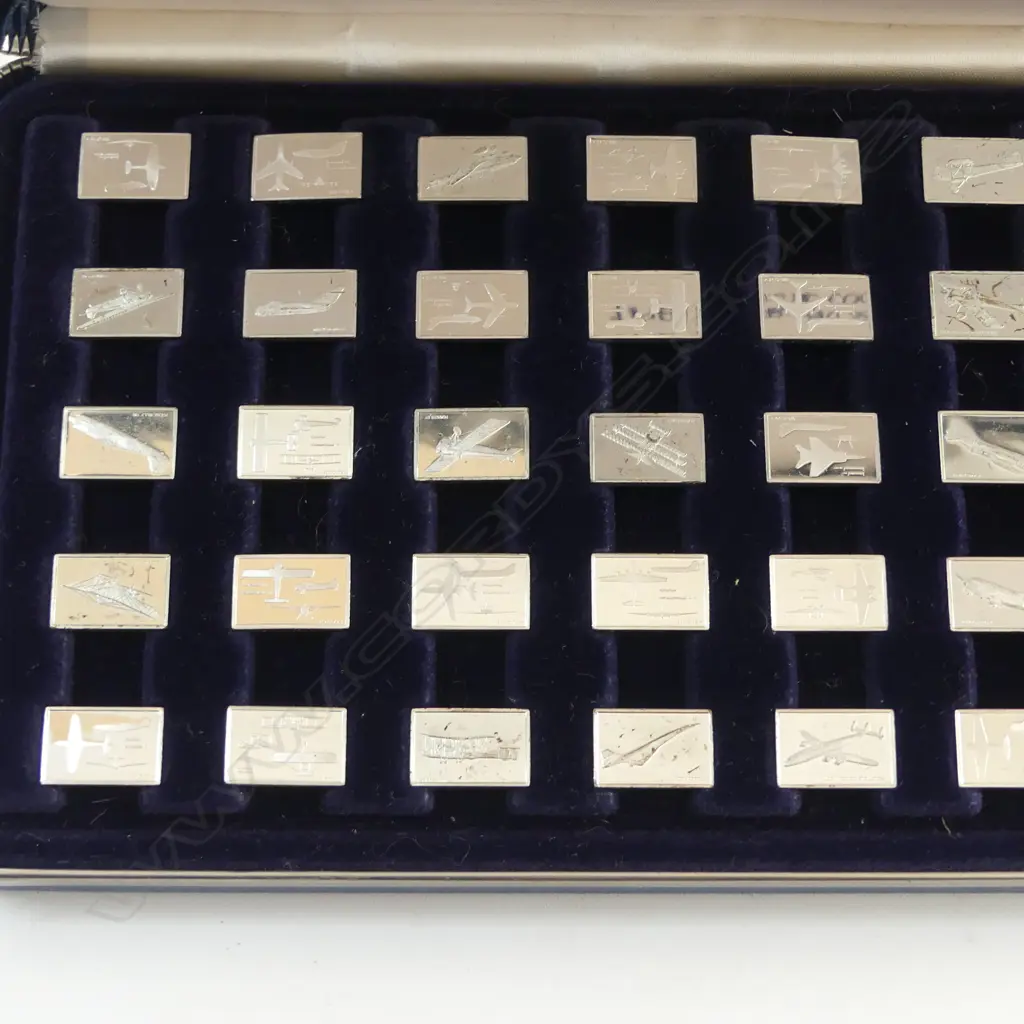 VINTAGE c.1987 STERLING SILVER SET 50 'THE GREAT AIRPLANES' 'MINIATURE COLLECTION' approx.102gms boxed Image 1++