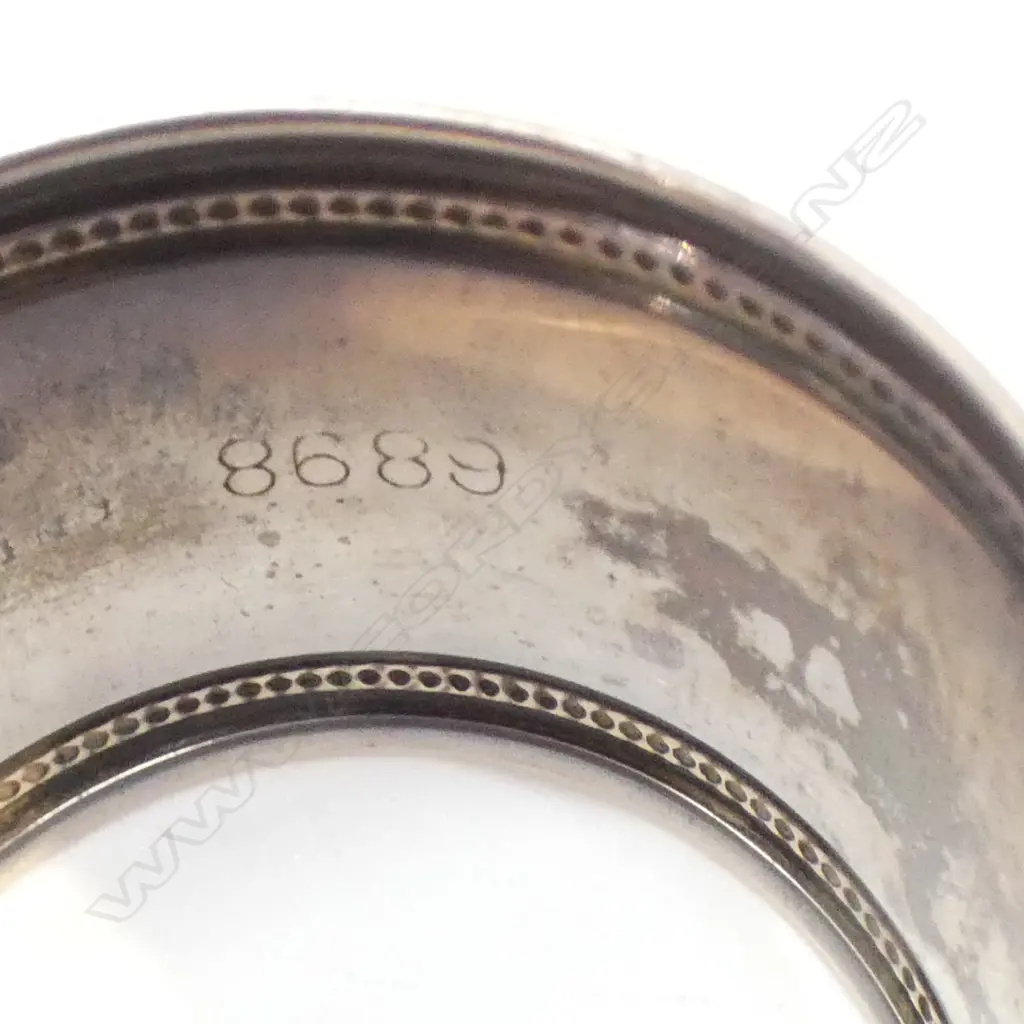 6 SMALL STG SILVER DISHES 70mm dia + NAPKIN RING 129gms Image 1++
