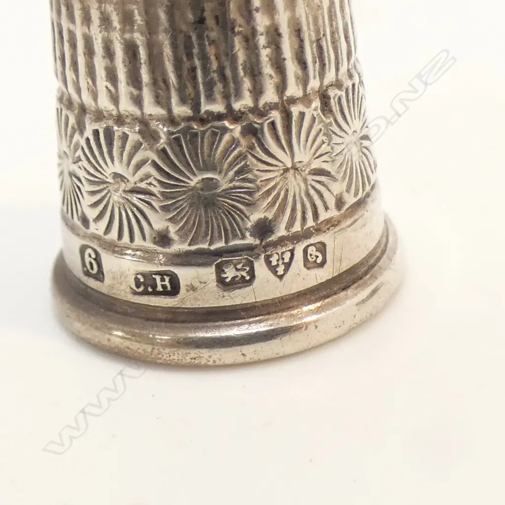 3 STG SILVER THIMBLES 14.75gms Image 1++