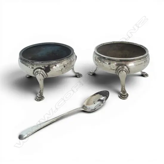 PR GEO S/SILVER SALTS & SPOON TOTAL WIEGHT 85GRMS 
