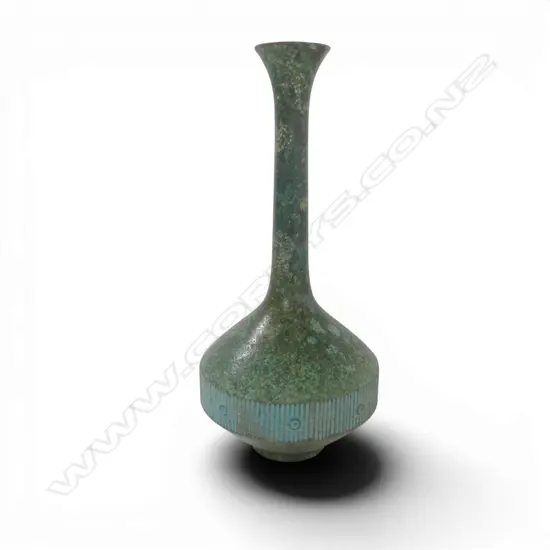 VINTAGE JAPANESE PATINATED BRONZE VASE, H.260mm, stamp to base