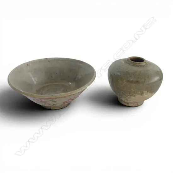 SAWANKHALOK FUNERAL POT H70MM & BOWL DIA120MM