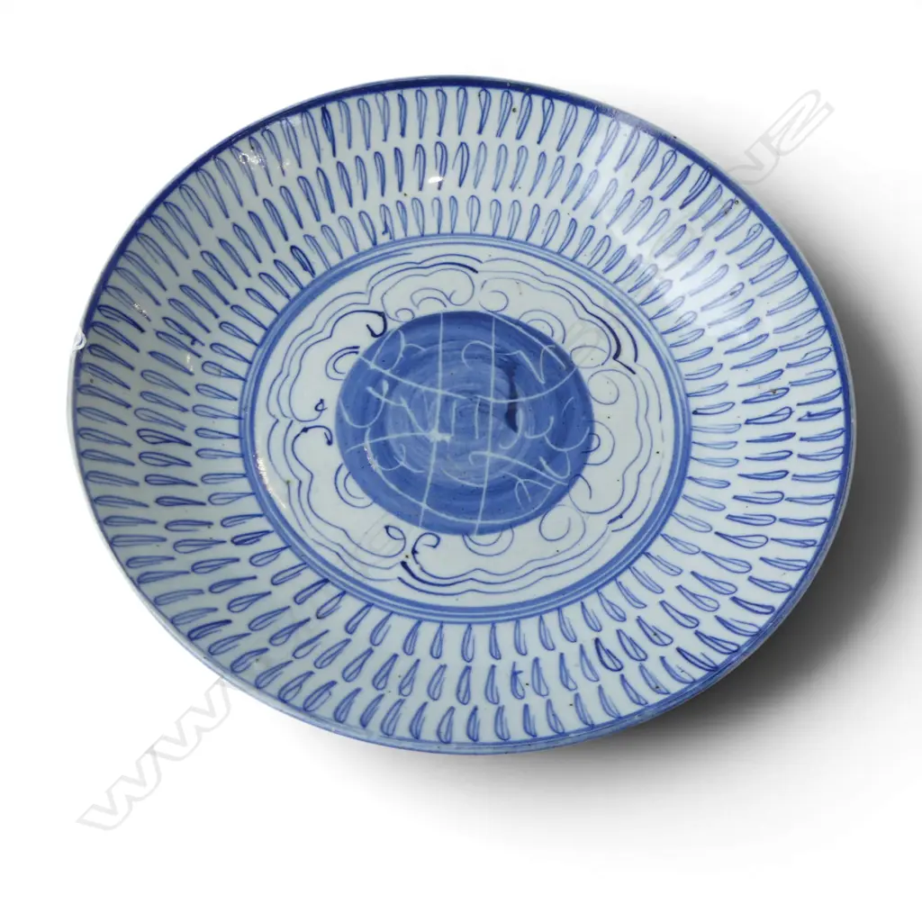 ORIENTAL B/W BOWL 245mm dia Image 1++