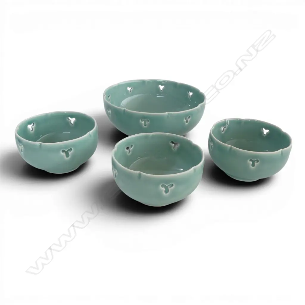 JAPANESE CELADON BOWLS, 1 LRG, 3 SML, stamp on base Image 1++