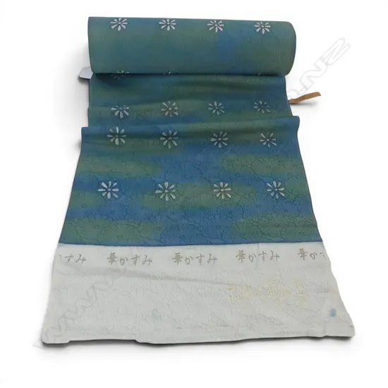 Unused 1980's NISHIJIN TEXTILE (Kyoto) JAPANESE floral raised pattern SILK ROLL L.12M W.370mm. New old stock...