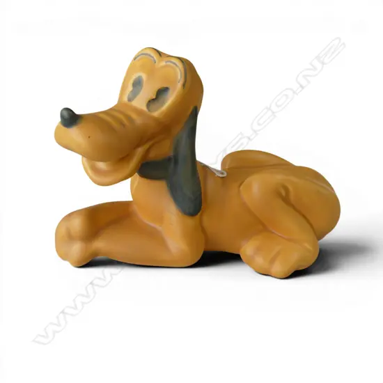 RARE WADE (Wadeheath) 1938 PLUTO DOG ORNAMENT. L.170mm