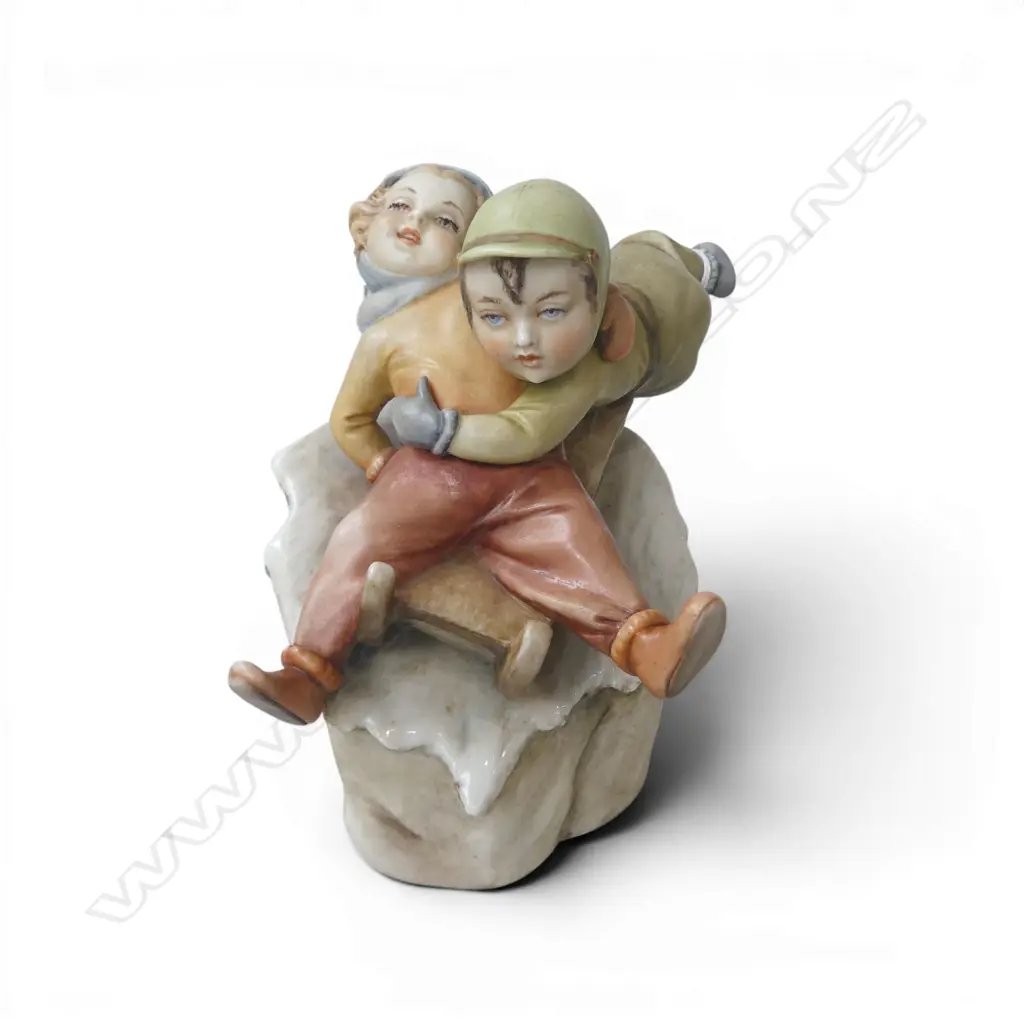 ITALIAN BORSATO 'CHILDREN ON SLED' H.130mm + CERTIFICATE Image 1++