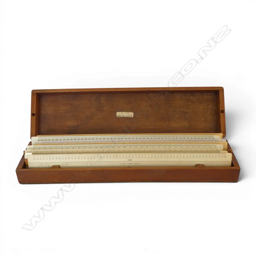 CASED BOX OF VINTAGE RULERS L360MM Image 1++