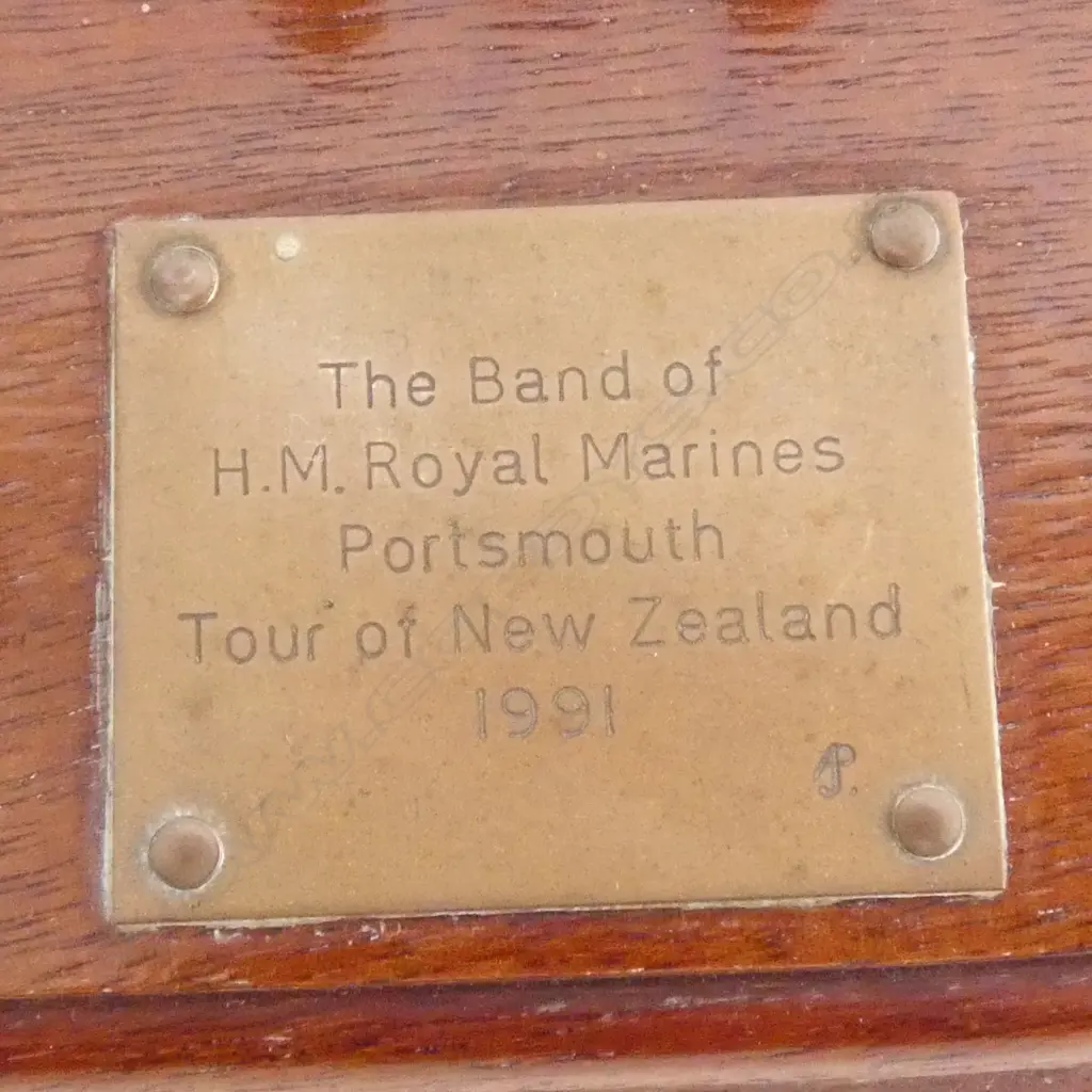 BAND OF H.M. ROYAL MARINES PORTSMOUTH TOUR OF NEW ZEALAND 1991 DESK STAND H.160mm Image 1++