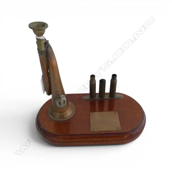 BAND OF H.M. ROYAL MARINES PORTSMOUTH TOUR OF NEW ZEALAND 1991 DESK STAND H.160mm
