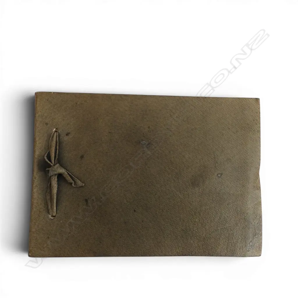 SMALL LEATHER BOUND SKETCH BOOK DEPICTING FIGURES AND RURAL SCENES, ALL SIGNED 'BENTON' Image 1++