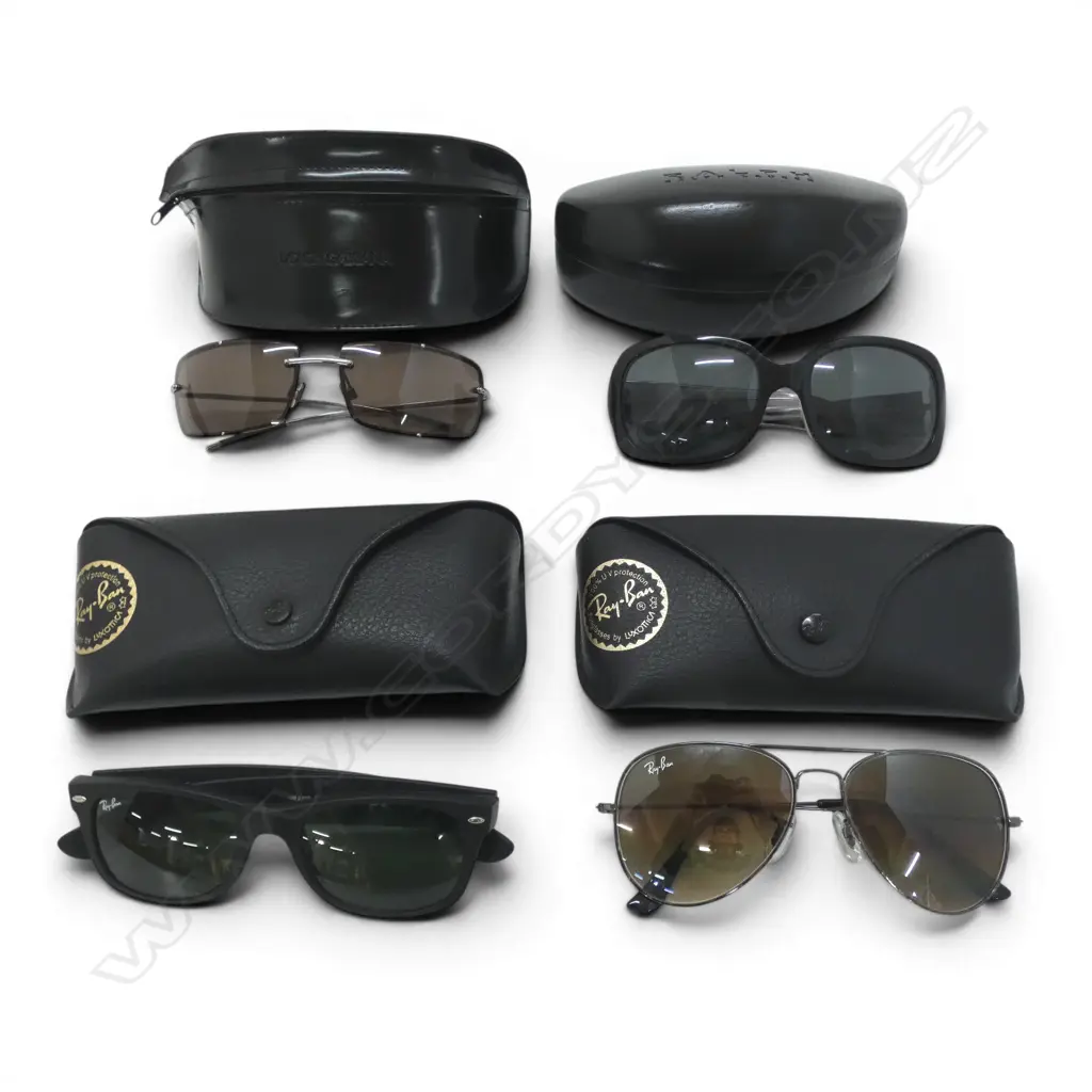 4 PRS SUNGLASSES; 2 RAY BAN, RALPH LAUREN, DOLCE & GABBANA - ALL CASED Image 1++