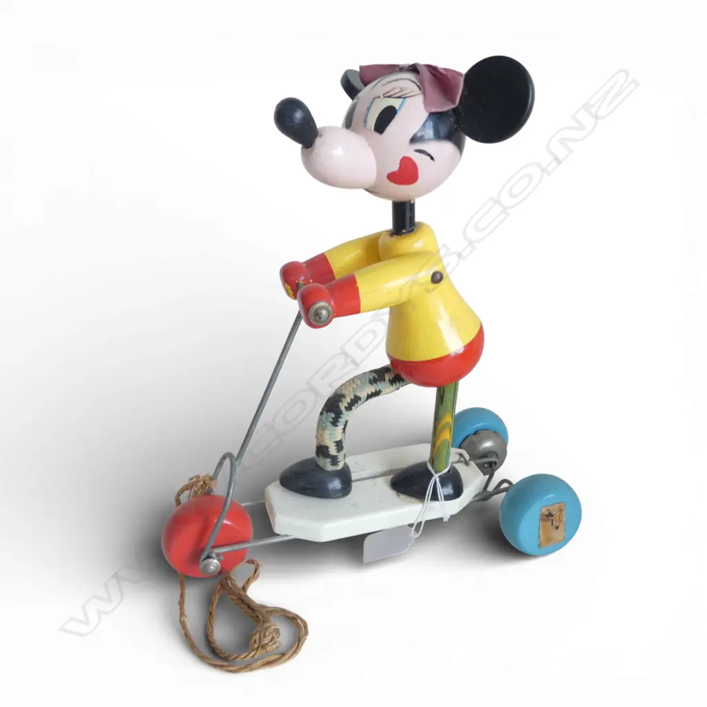 VINTAGE MINNIE MOUSE PULL ALONG TOY H.290mm Image 1++