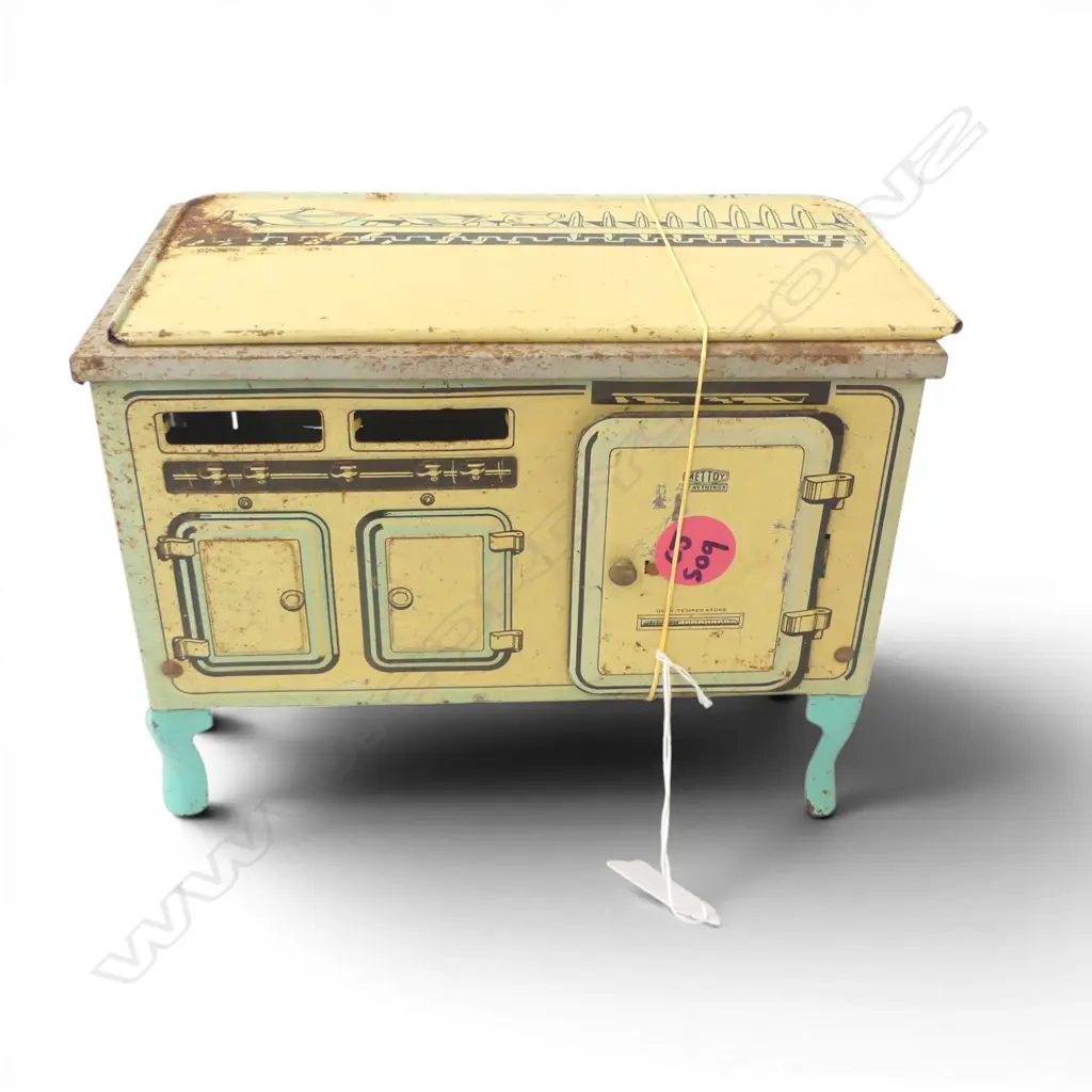 VINTAGE TIN PLATE OVEN W.235mm Image 1++