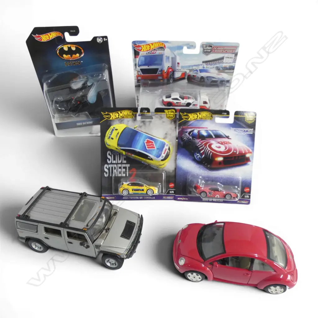 FOUR SPECIAL EDITION HOT WHEELS + 2 OTHER Image 1++