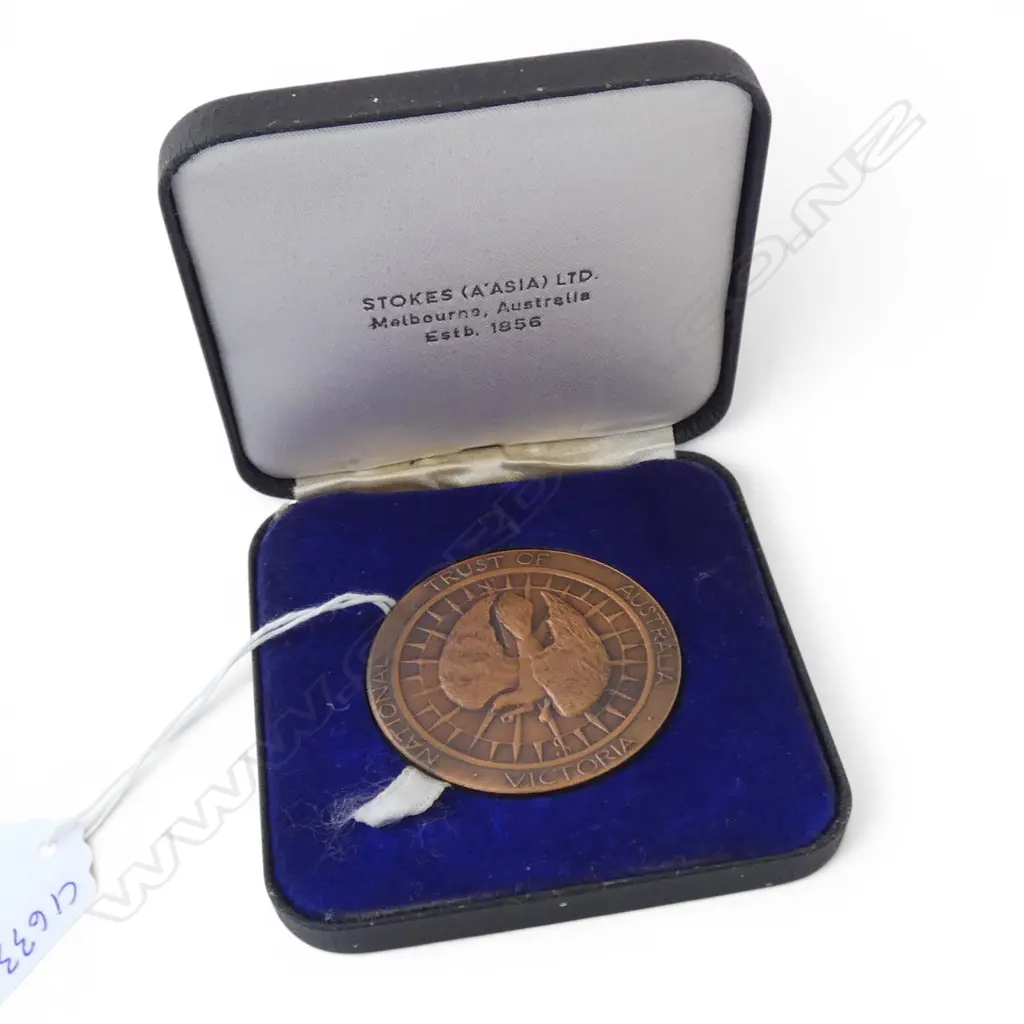 CAPT JAMES COOK COMMEMORATIVE MEDALLION Image 1++