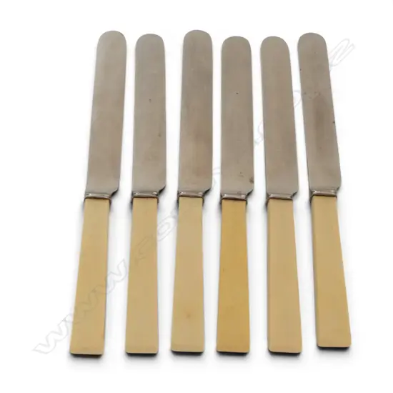 SET 6 IVORY HANDLED KNIVES