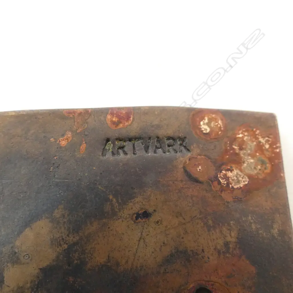 PR MODENISTICK ARTVARK COPPER HANDLED SALAD SERVERS L195MM Image 1++