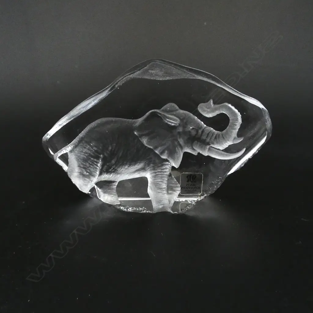 MATS JONASSON ELEPHANT PAPERWEIGHT L.85mm Image 1++