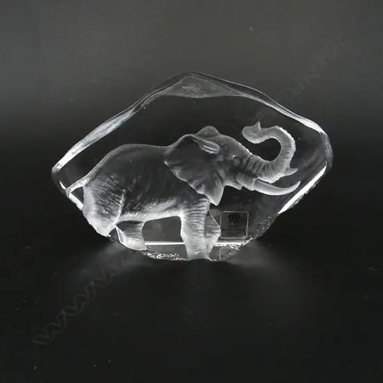 MATS JONASSON ELEPHANT PAPERWEIGHT L.85mm