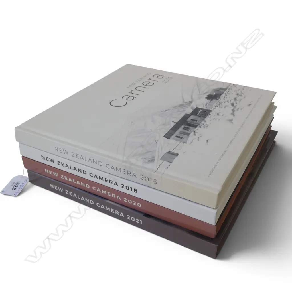 4 PHOTOGRAPHY BOOKS NZ CAMERA 2016/180/20/21 Image 1++