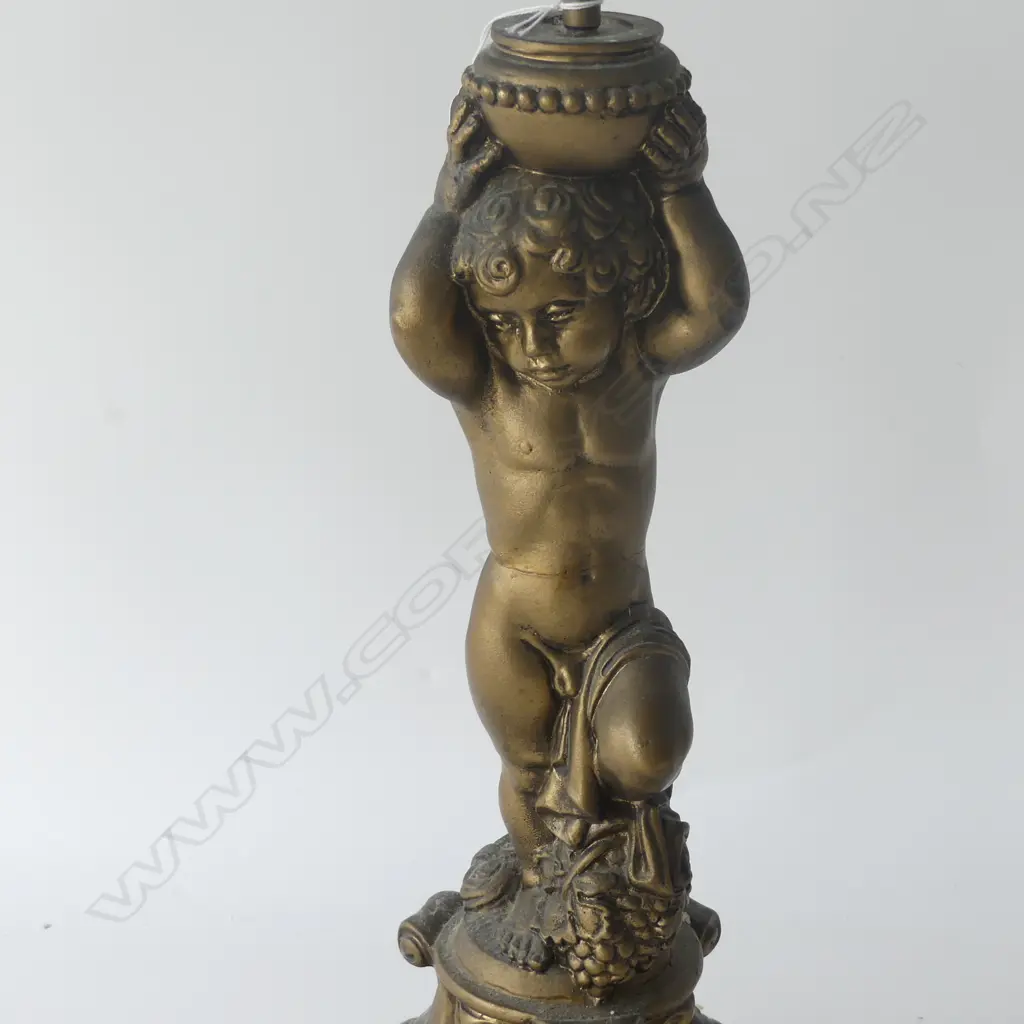 VINTAGE CAST PLASTER GILT CHERUB TABLE LAMP H640MM Image 1++