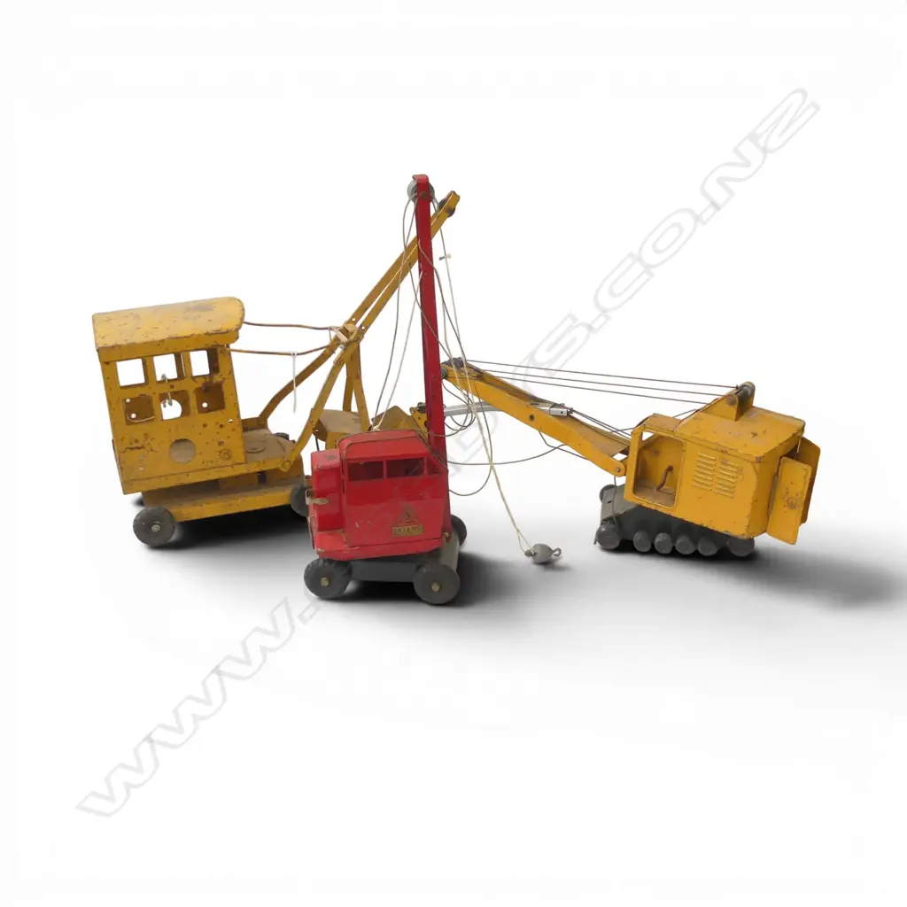3 VINTAGE TRI-ANG CRANES faults H.450mm Image 1++