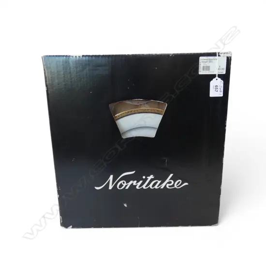 BOXED NORITAKE DINNER SET 20PCE 'REGENT GOLD' Ticket price $349.99