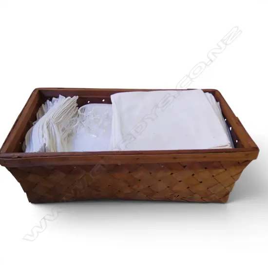 BASKET w. VINTAGE TABLE CLOTH + GLASS NAPKIN RINGS