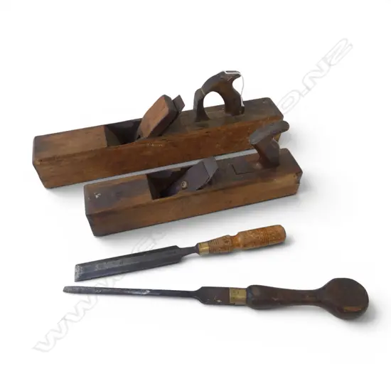 4 ANTIQUE TOOLS BENCH PLANES OHIO NY & SORBY, LG MARPLES SCREWDRIVER & CHISEL, L.410MM-520MM