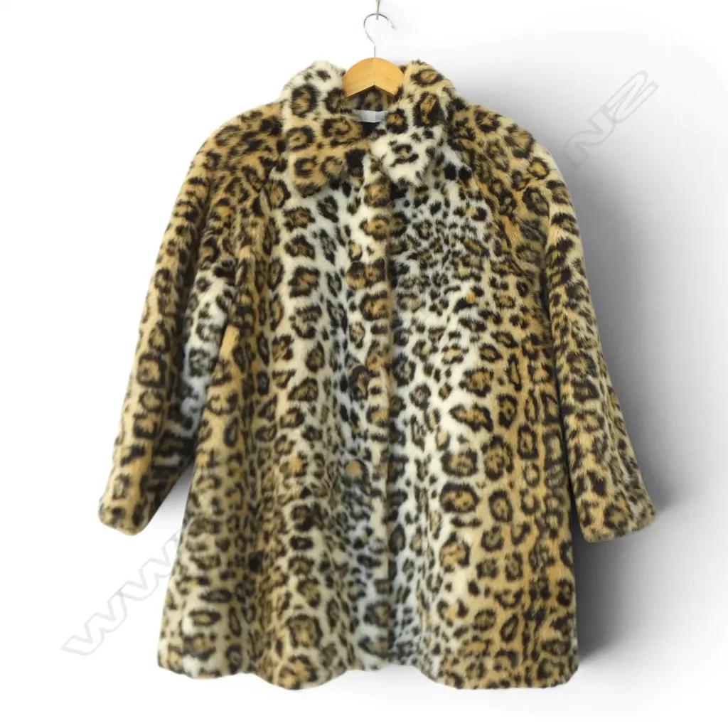 IMITATION LEOPARD FUR COAT, SIZE S-M Image 1++