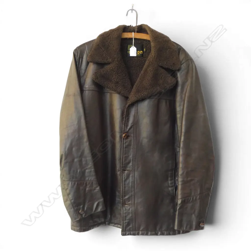 BROWN LEATHER JACKET BY SILTON CALIFORNIA SIZE 40  Image 1++
