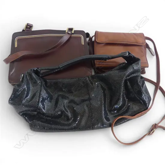 3 VINTAGE SHOULDER/HAND BAGS: 2 LEATHER 1 Oroton