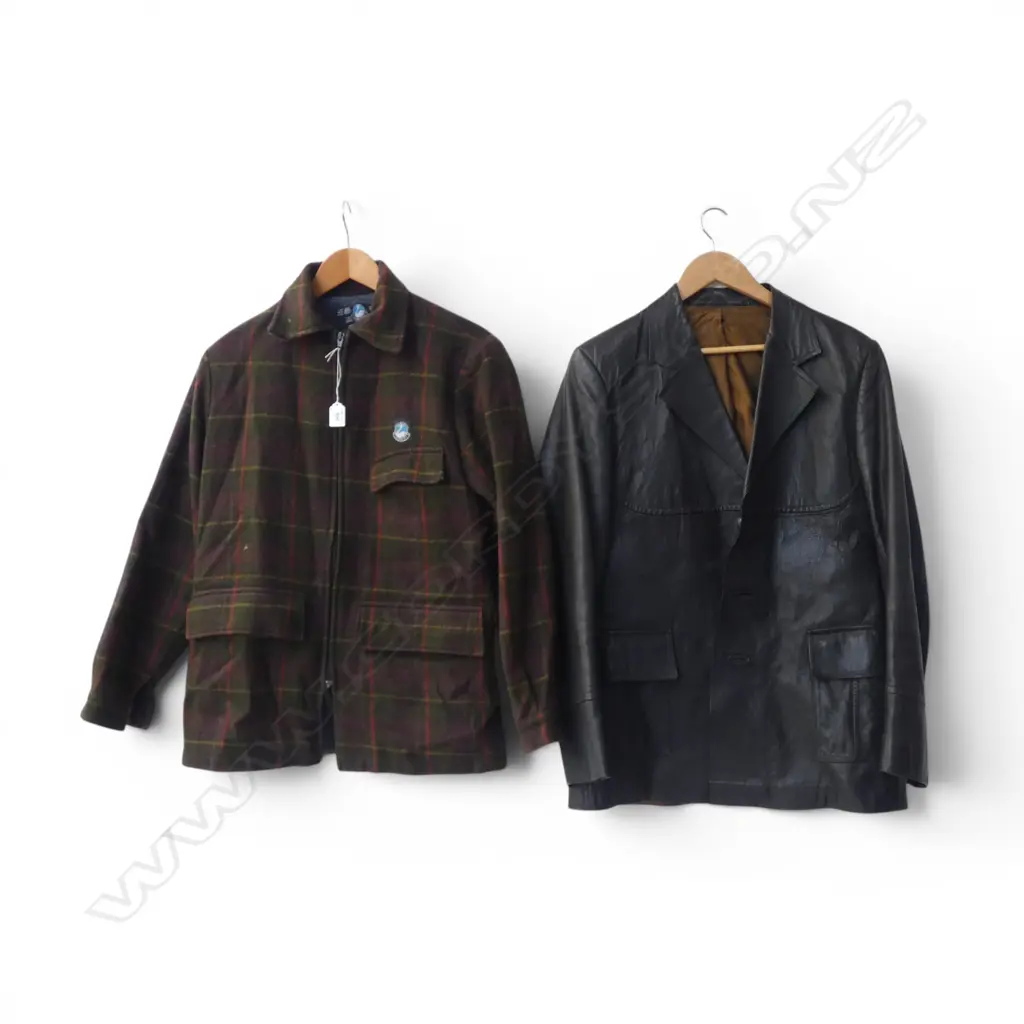 2 JACKETS; BLACK LEATHER SIZE 40'' 102cm, SWANNDRI MEDIUM Image 1++