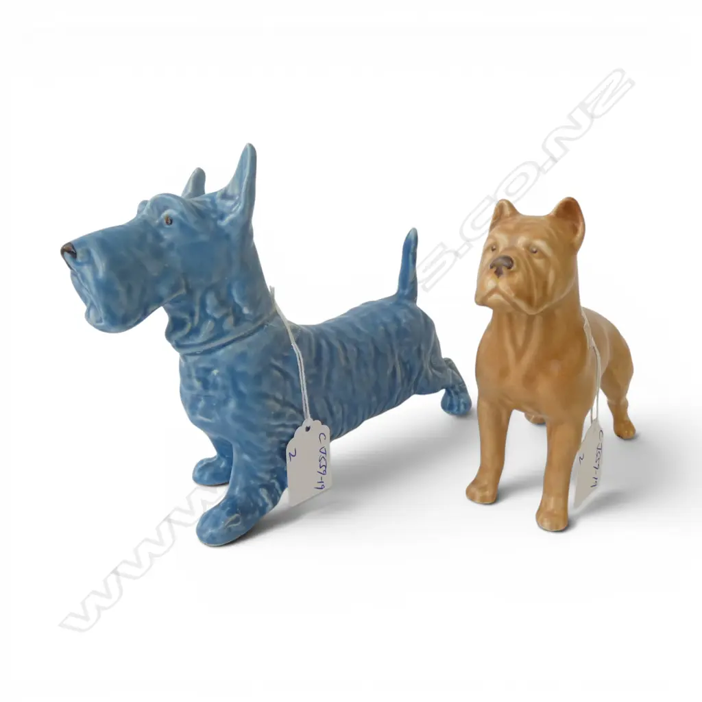 2 SYLVAC POTTERY DOGS: #176 Boxer Dog + #1262 Scottie Dog L.210mm Image 1++
