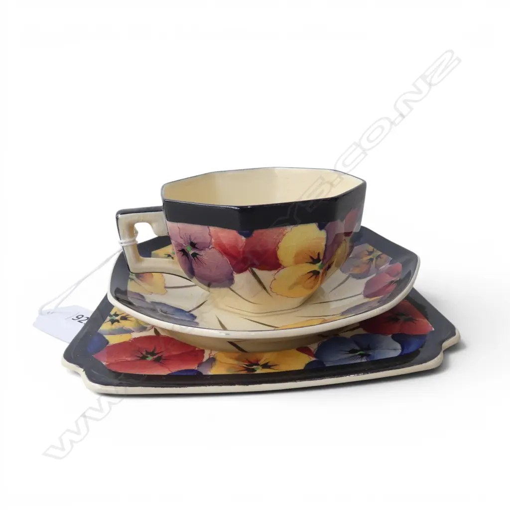 ROYAL DOULTON 'PANSY' TRIO Image 1++