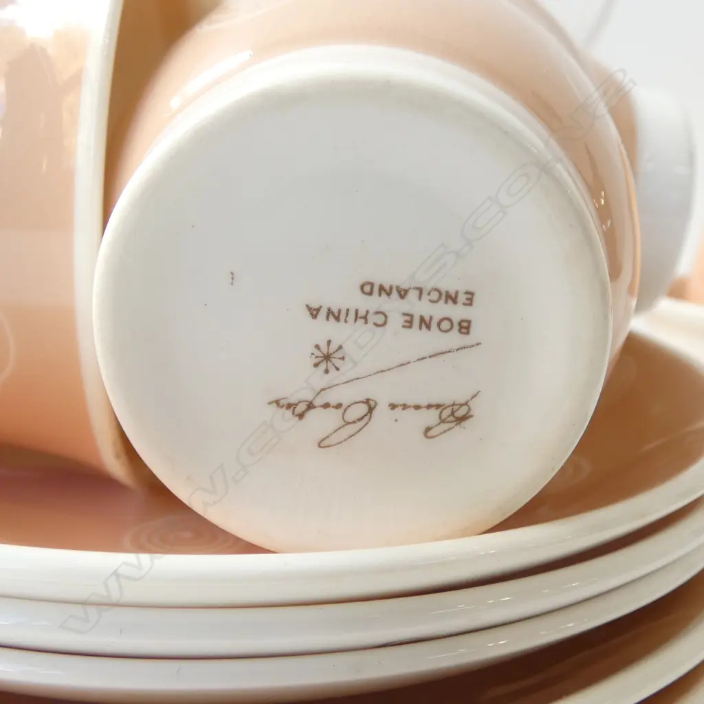 SUSIE COOPER DEMI-TASSE COFFEE SERVICE 6 person 15pce hair crack to lid Image 1++