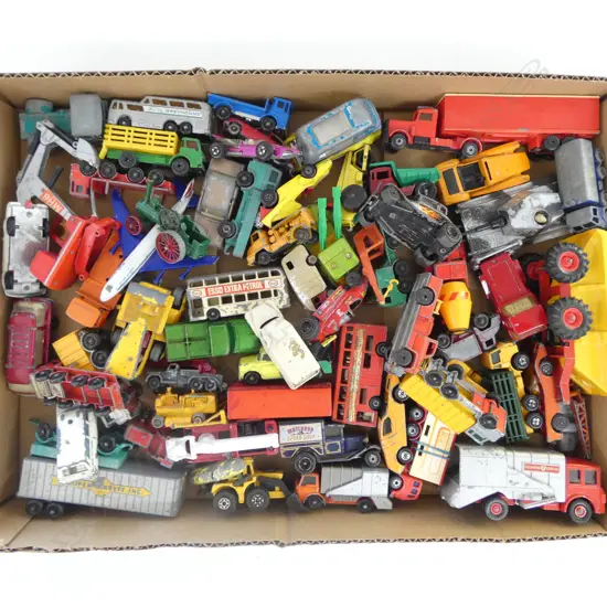 COLLECTION OF LOOSE MATCHBOX/LESNEY etc
