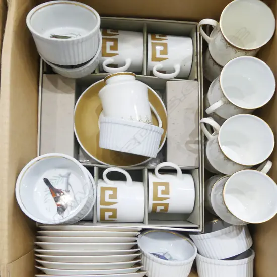 PARAGON CHINA, WEDGWOOD SUSIE COOPER 'OLD GOLD KEYSTONE' BOXED C/S SET, 6 FRENCH RAMEKINS ETC