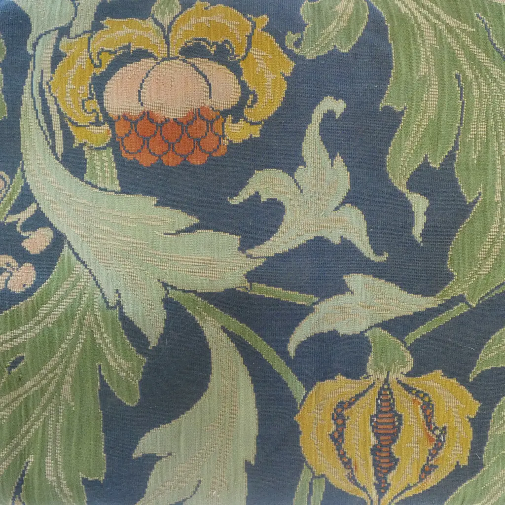 GILT CURTAIN RAIL/ROD, TASSEL etc + PR WILLIAM MORRIS STYLE CURTAINS faults 2650x1600mm Image 1++