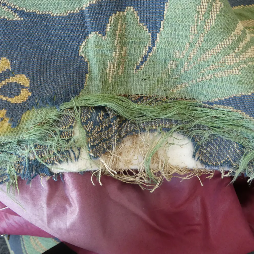 GILT CURTAIN RAIL/ROD, TASSEL etc + PR WILLIAM MORRIS STYLE CURTAINS faults 2650x1600mm Image 1++